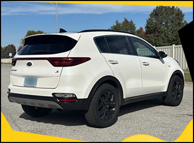 Biały Kia Sportage SUV