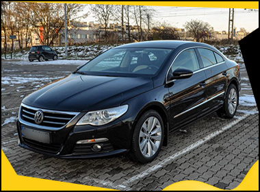 Czarny Volkswagen Passat CC sedan kupiony w skupie aut